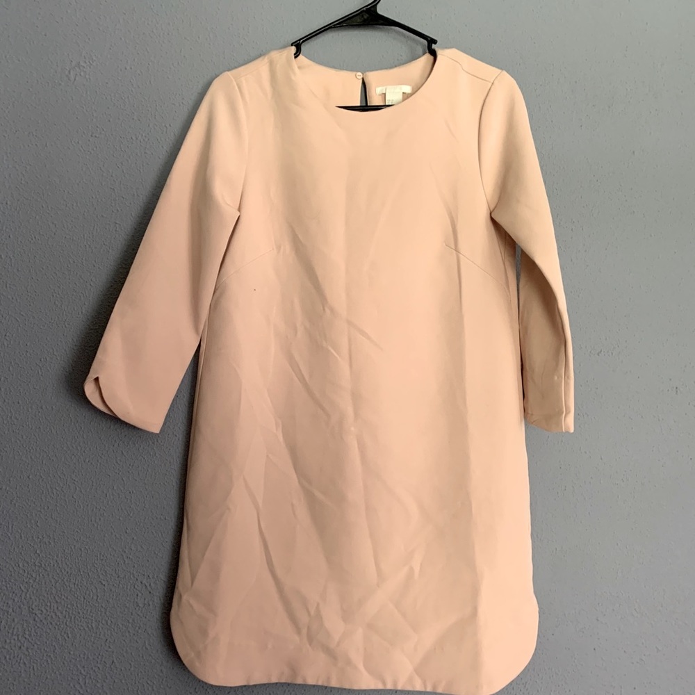 Women’s light pink dress, Size 6 - like New